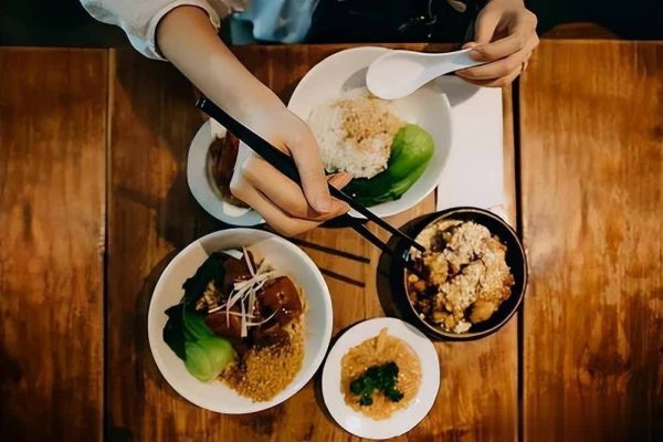 捷希源配资 大量研究：晚餐改到这个时间点，全身都受益